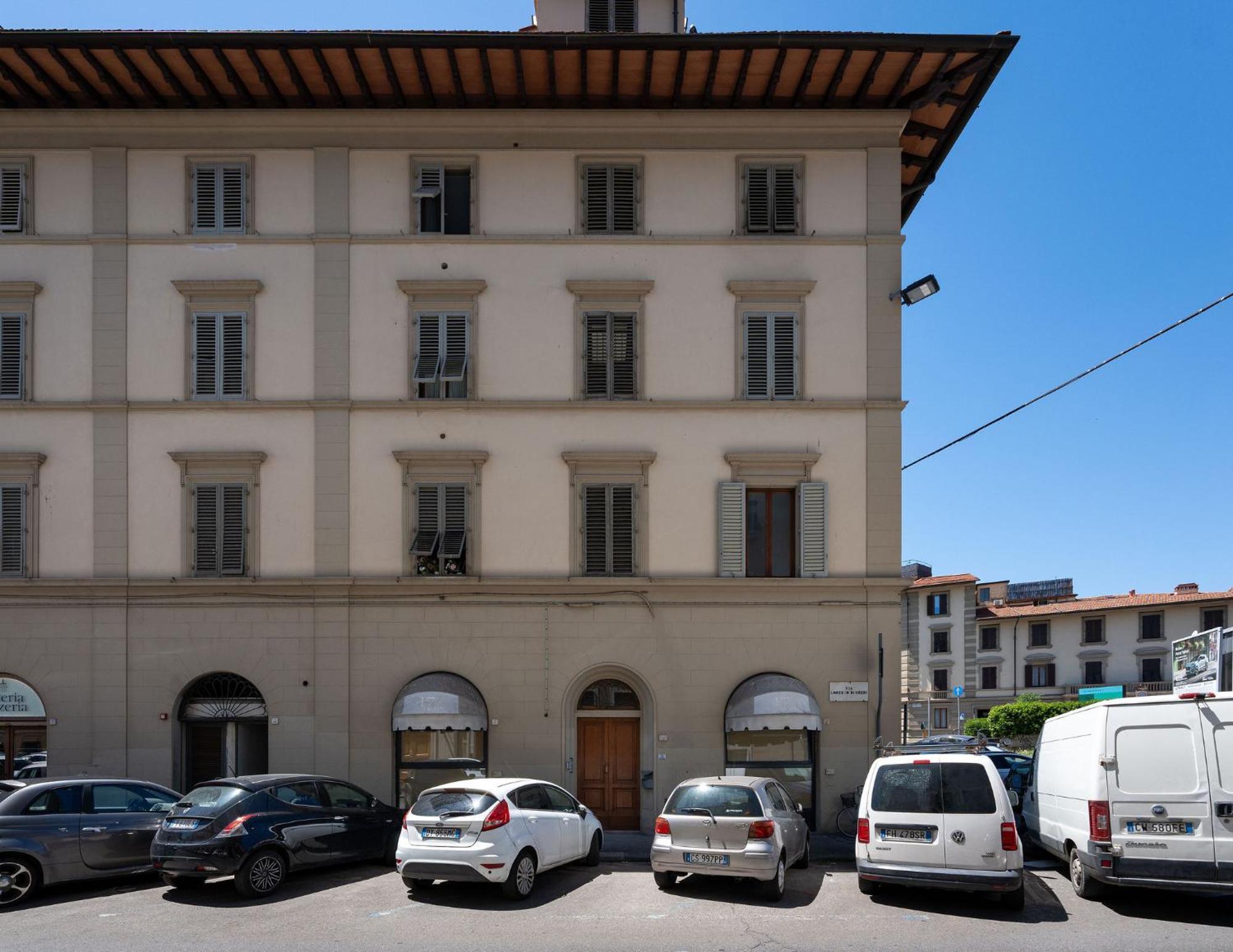 Apartamento Via Lorenzo Di Credi 3 - Grazioso Con Vista, In Piazza Alberti Vicino Stadio, Nelson Mandela Forum E Con Parcheggio Di Fronte - Charming