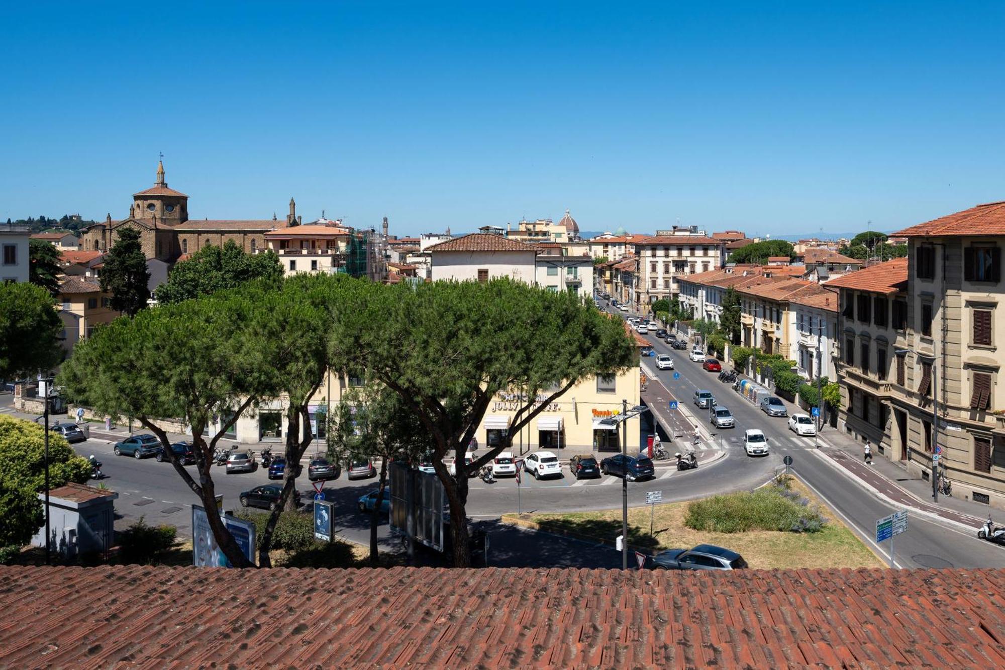Apartamento Via Lorenzo Di Credi 3 - Grazioso Con Vista, In Piazza Alberti Vicino Stadio, Nelson Mandela Forum E Con Parcheggio Di Fronte - Charming Florencia